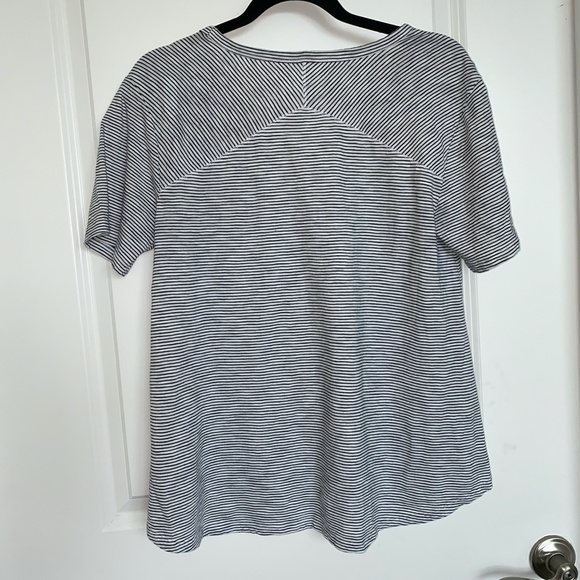 GAP White Black Striped Short Sleeve Tee - Picture 2 of 5